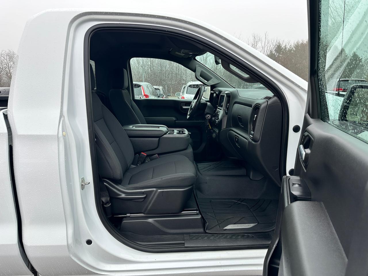 2021 Chevrolet Silverado 1500 WorkTruck 4X4 5.3L Cloth 3Pass FM Bluetooth RvCam Photo