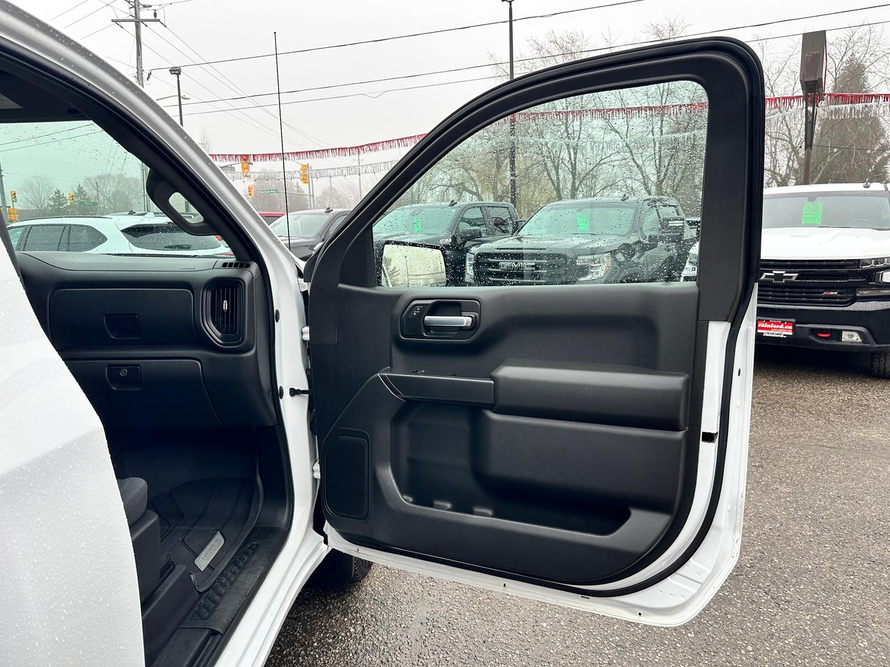 2021 Chevrolet Silverado 1500 WorkTruck 4X4 5.3L Cloth 3Pass FM Bluetooth RvCam Photo