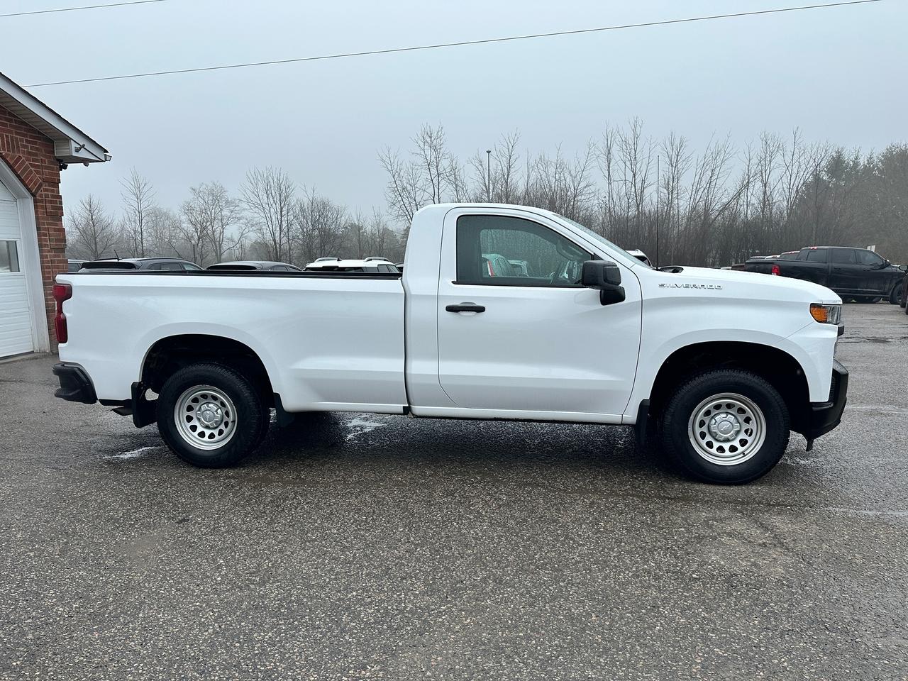 2021 Chevrolet Silverado 1500 WorkTruck 4X4 5.3L Cloth 3Pass FM Bluetooth RvCam Photo4