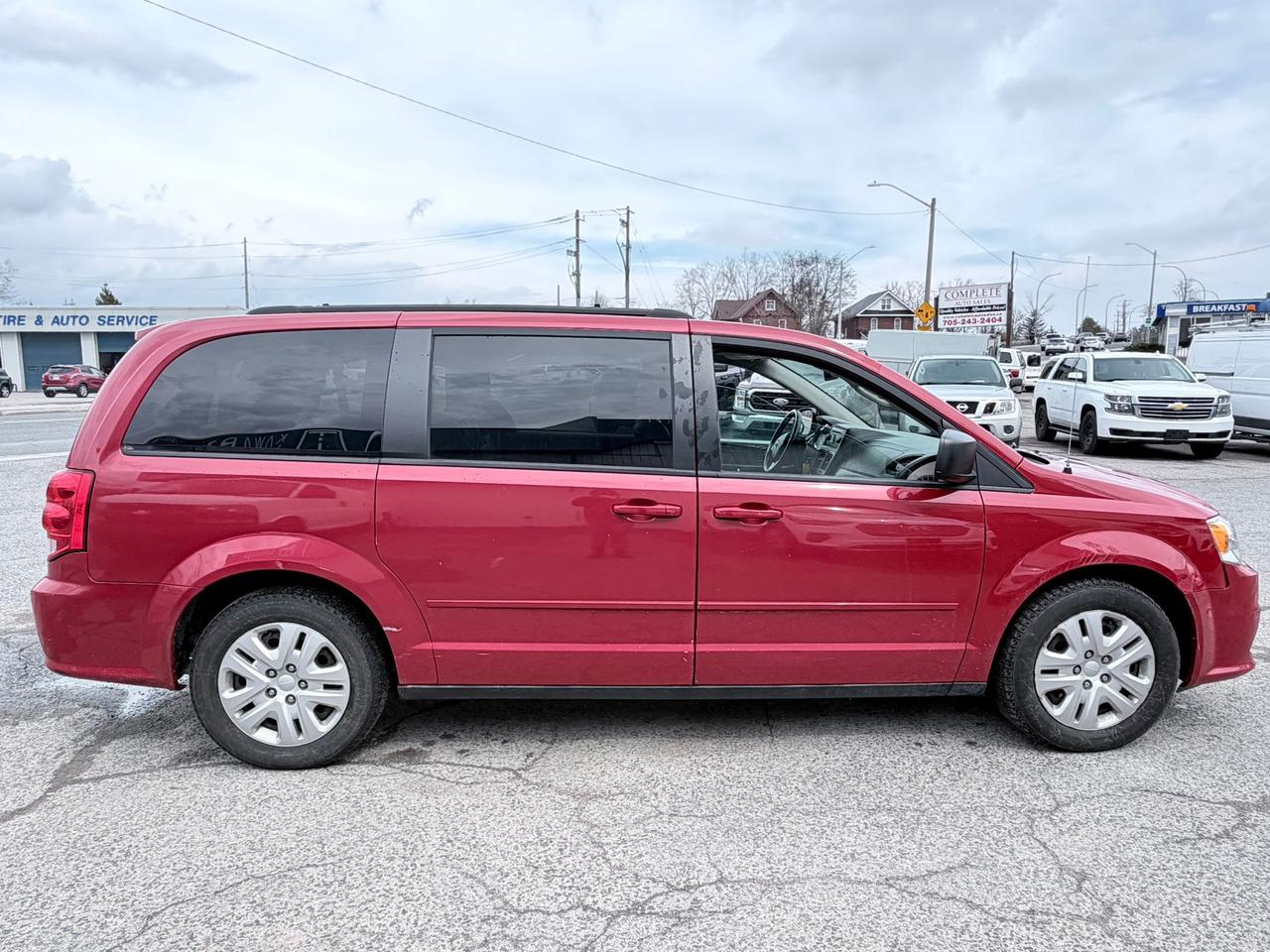 2015 Dodge Grand Caravan SXT Photo