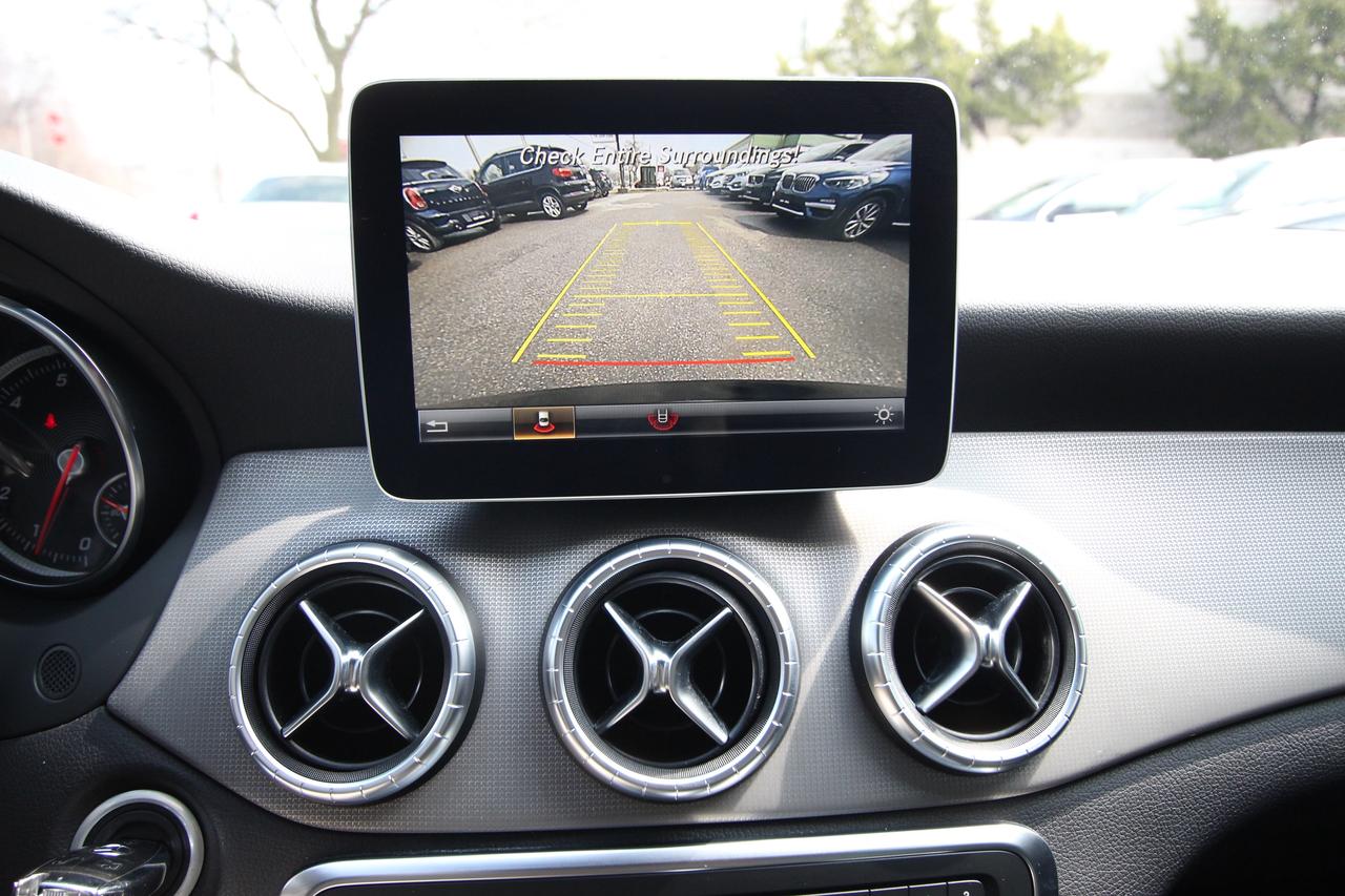 2017 Mercedes-Benz CLA-Class CLA250 Photo