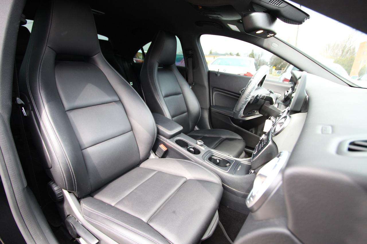 2017 Mercedes-Benz CLA-Class CLA250 Photo