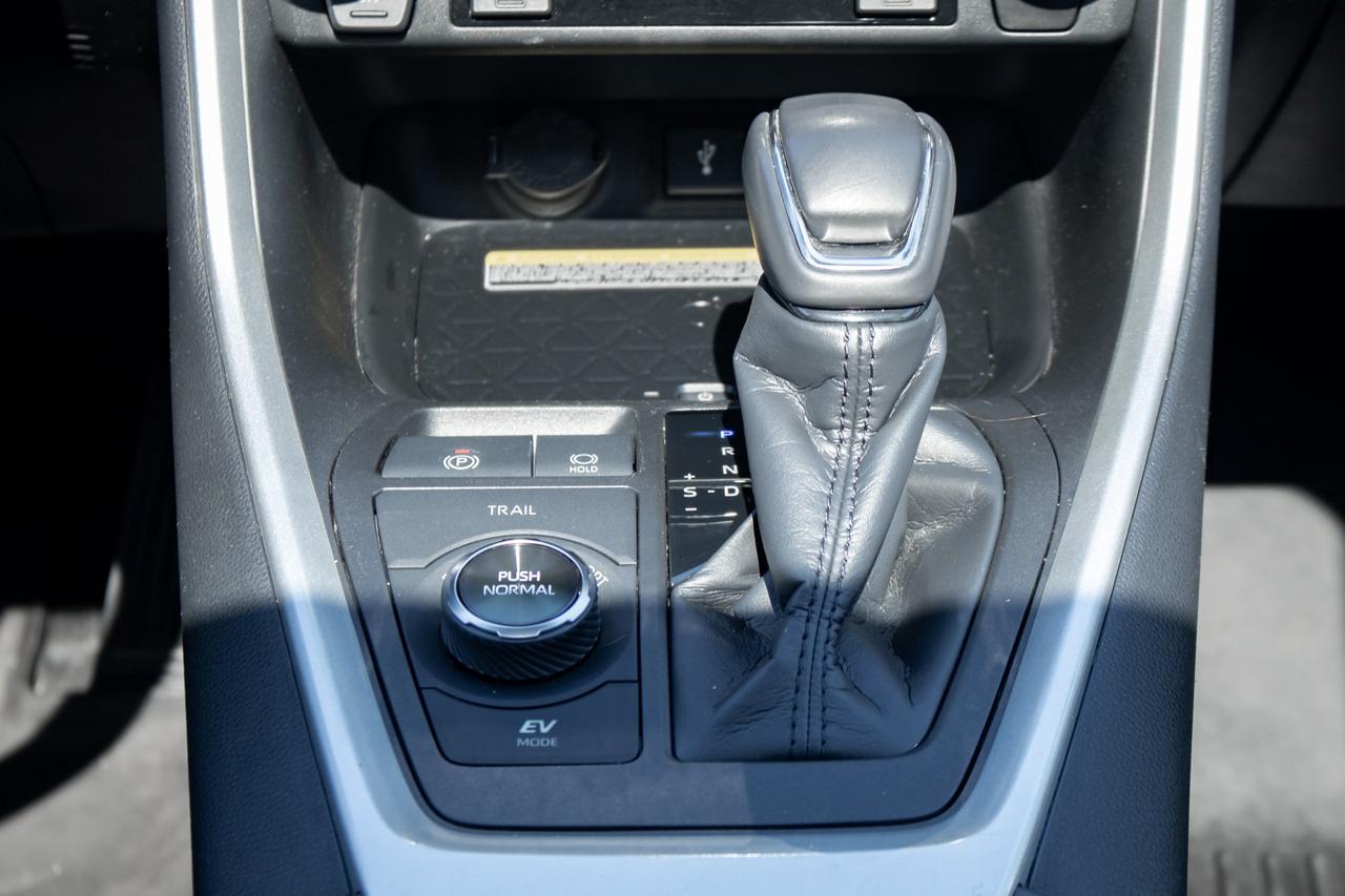 2021 Toyota RAV4 Hybrid XLE 4dr All-Wheel Drive Photo