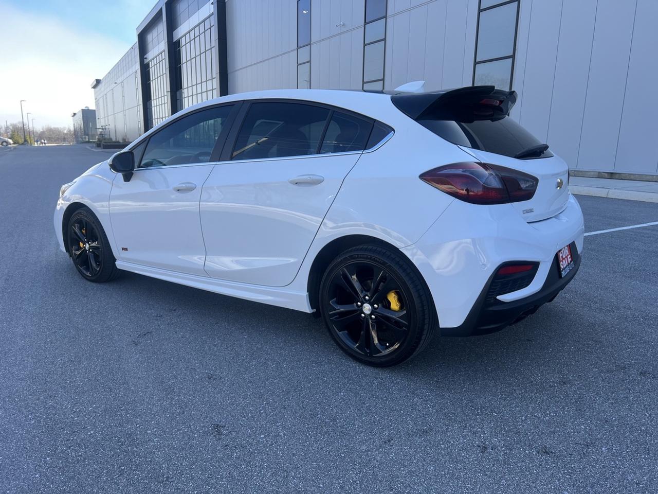 2018 Chevrolet Cruze Premier RS Photo2