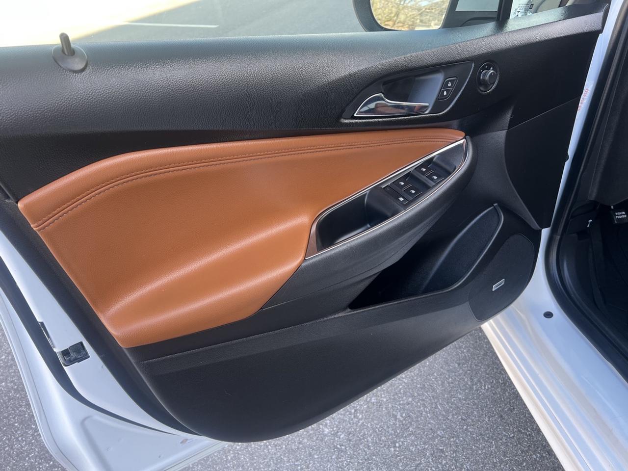 2018 Chevrolet Cruze Premier RS Photo