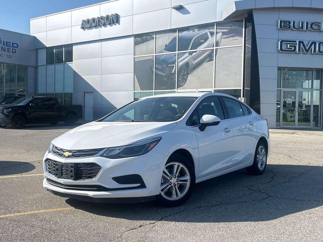 2017 Chevrolet Cruze LT Photo
