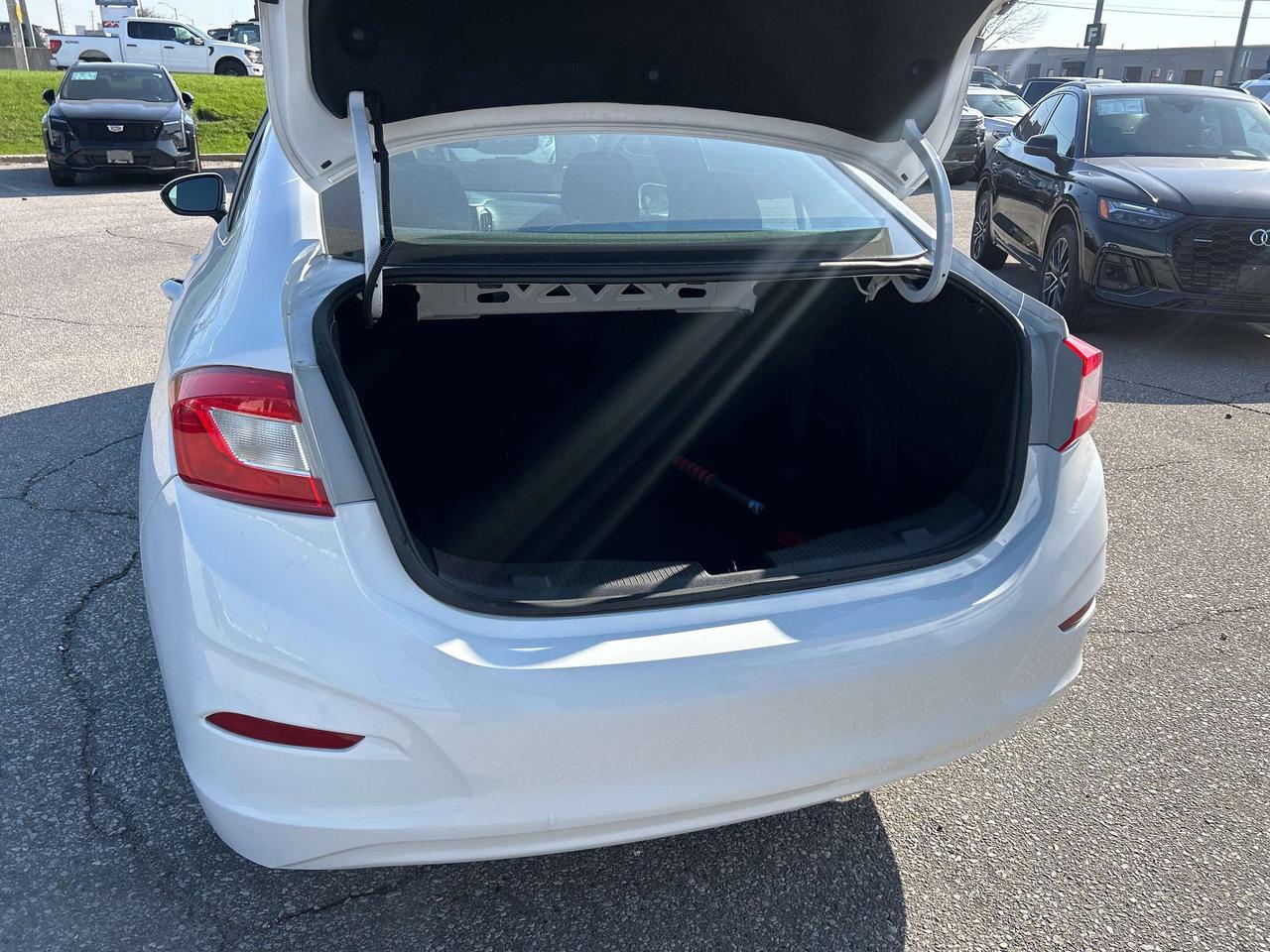 2017 Chevrolet Cruze LT Photo
