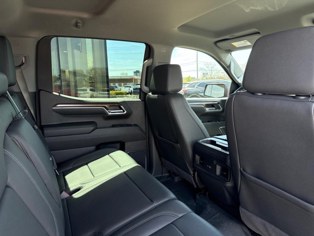 2024 Chevrolet Silverado 1500 LT Trail Boss Photo