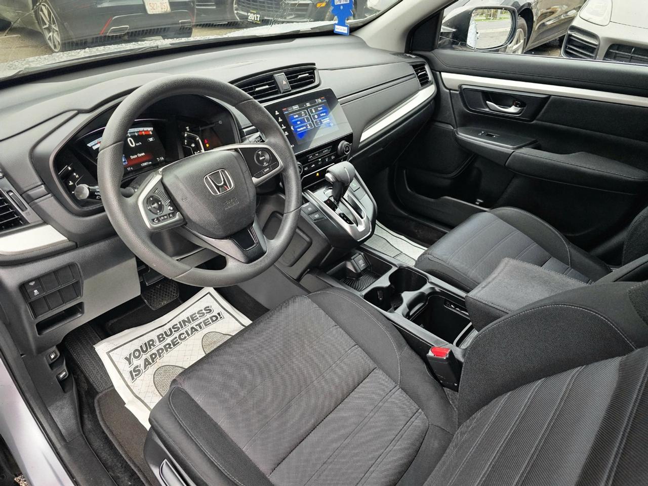 2017 Honda CR-V LX Photo4