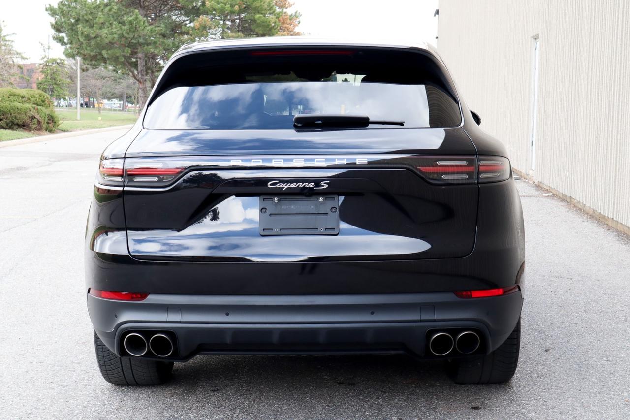 2020 Porsche Cayenne  Photo3
