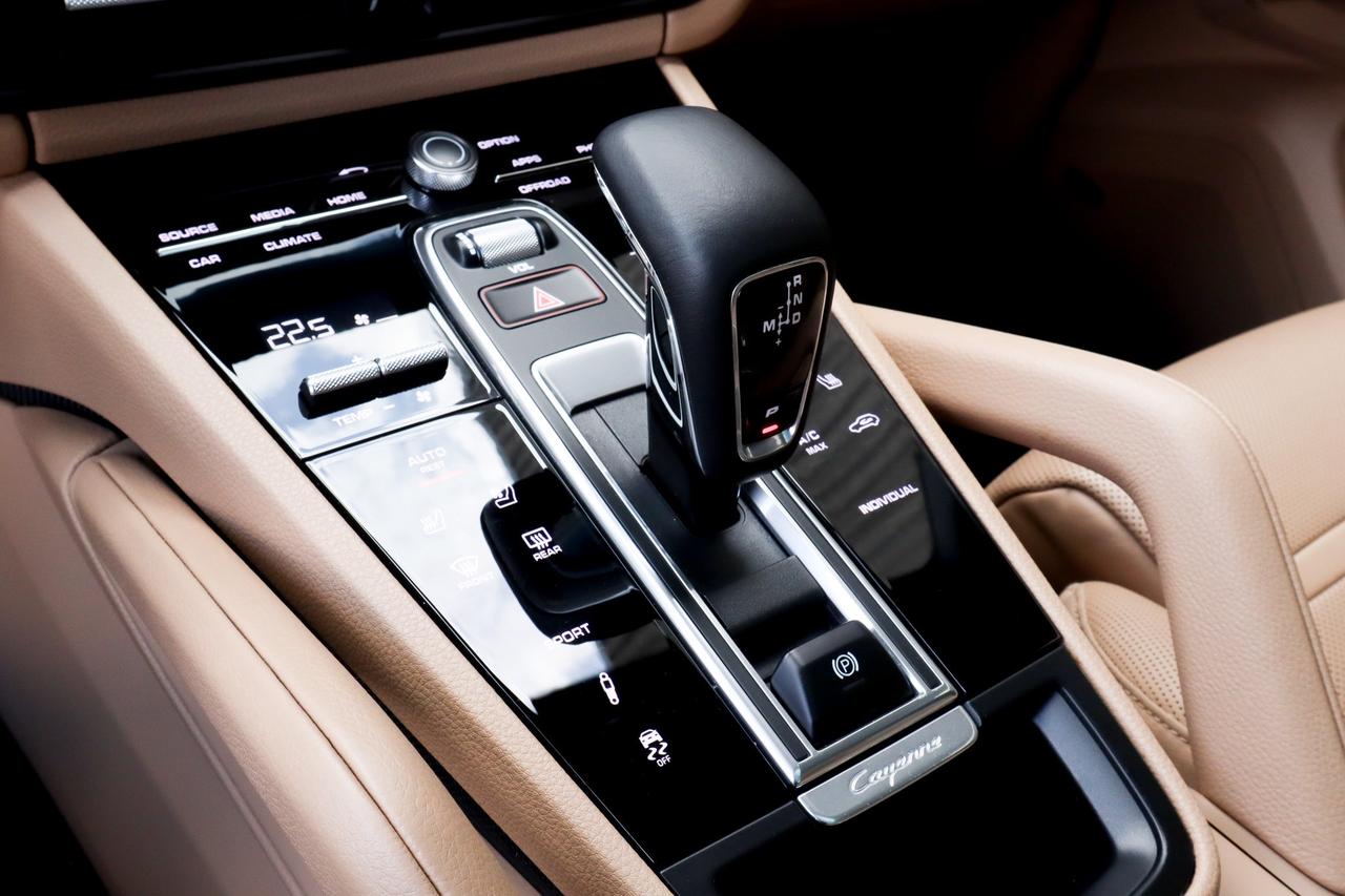 2020 Porsche Cayenne  Photo