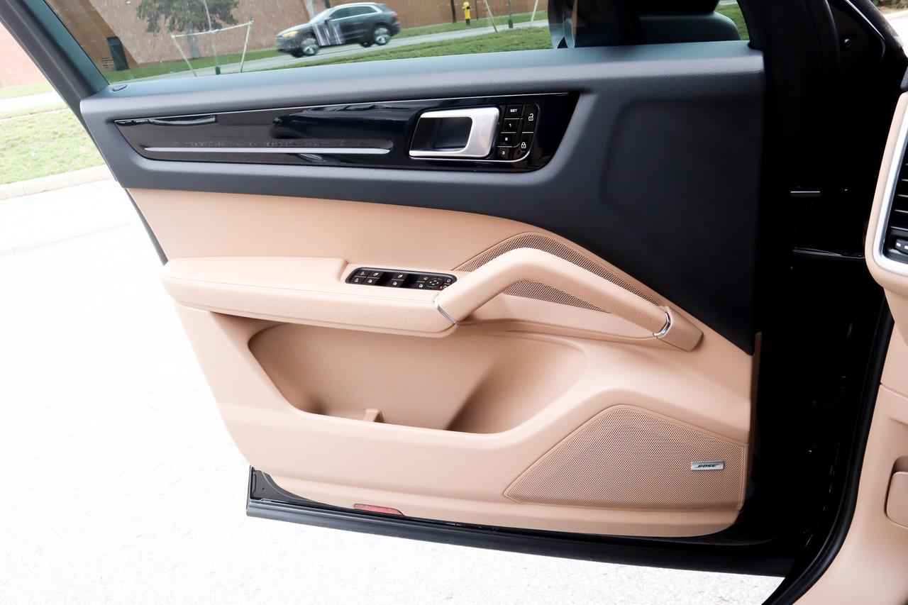 2020 Porsche Cayenne  Photo