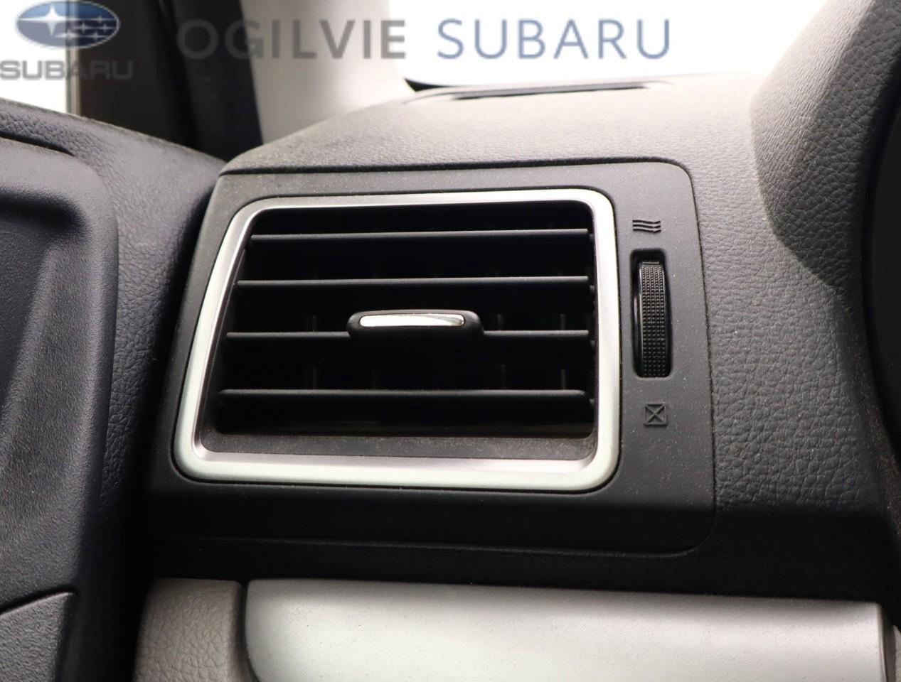 2016 Subaru Forester 2.5i Convenience Package (CVT) 4dr All-Wheel Drive Photo