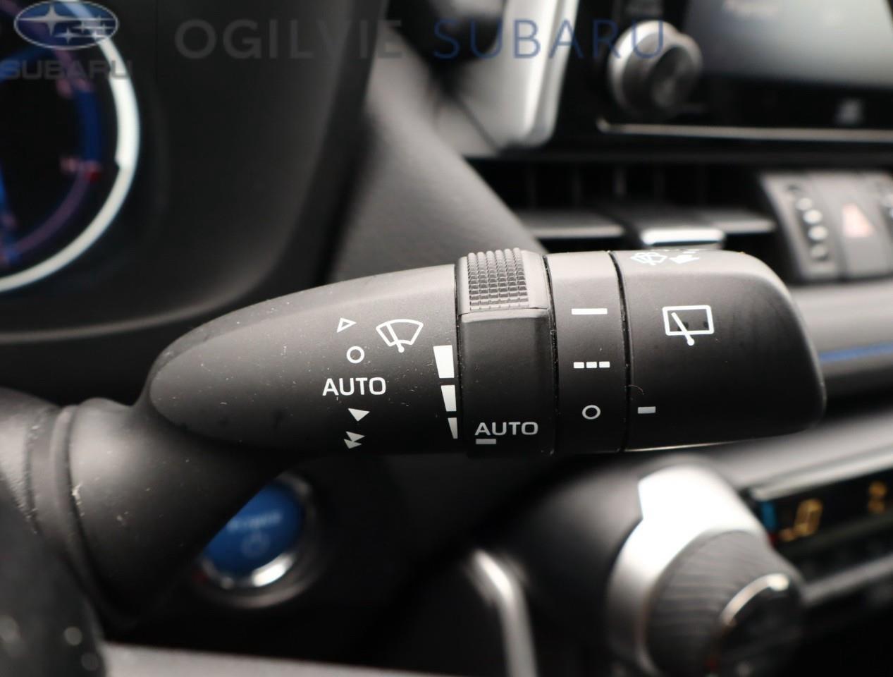 2021 Toyota RAV4 Hybrid XLE 4dr All-Wheel Drive Photo