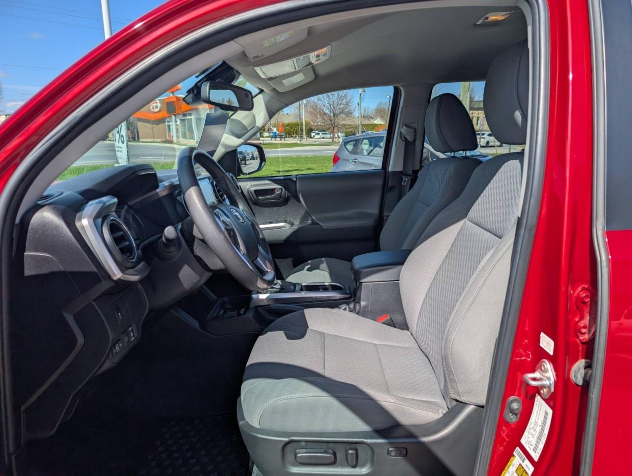 2023 Toyota Tacoma 4x4 Double Cab Auto Photo