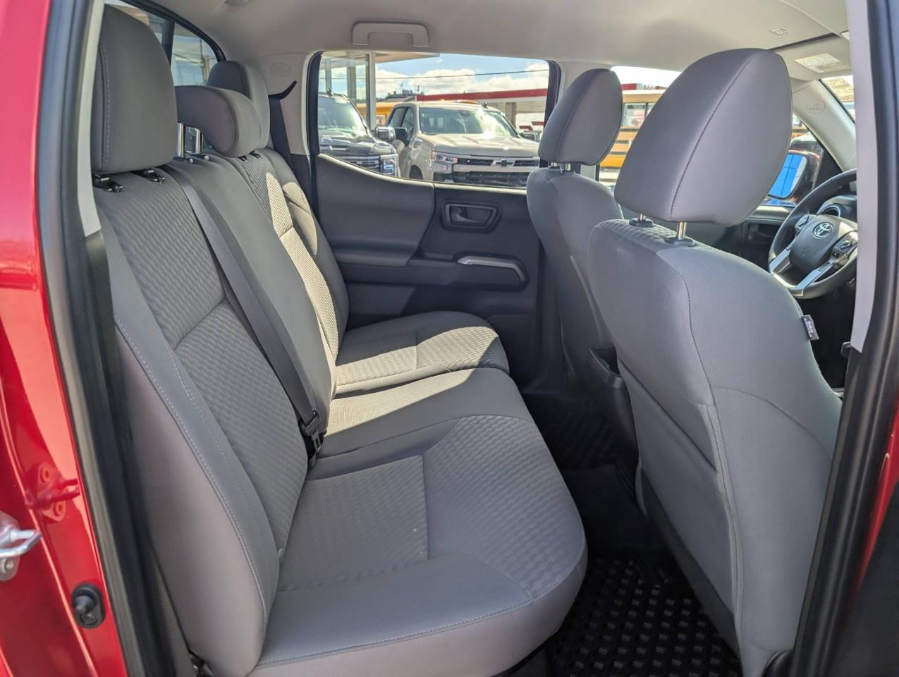 2023 Toyota Tacoma 4x4 Double Cab Auto Photo