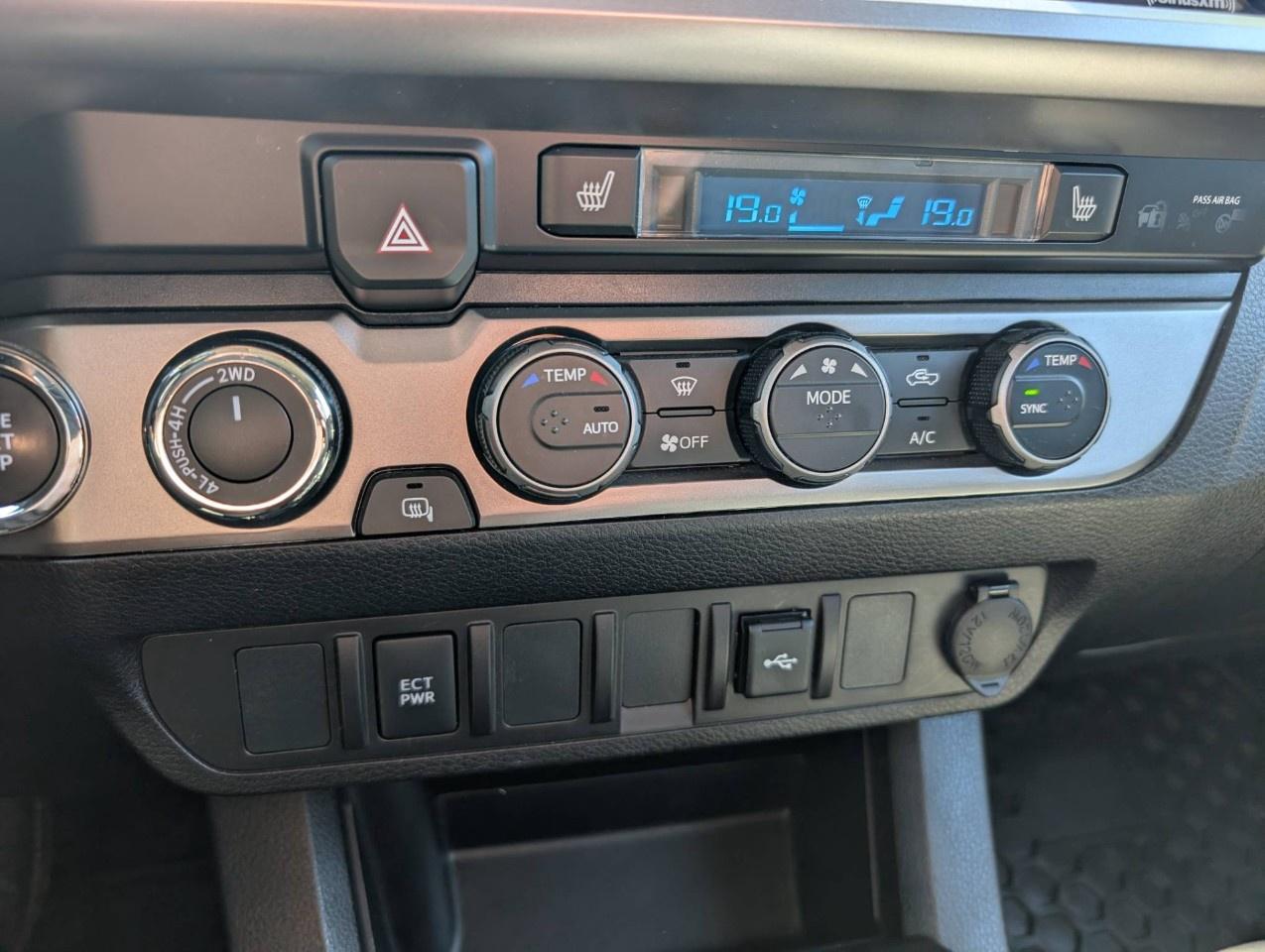 2023 Toyota Tacoma 4x4 Double Cab Auto Photo