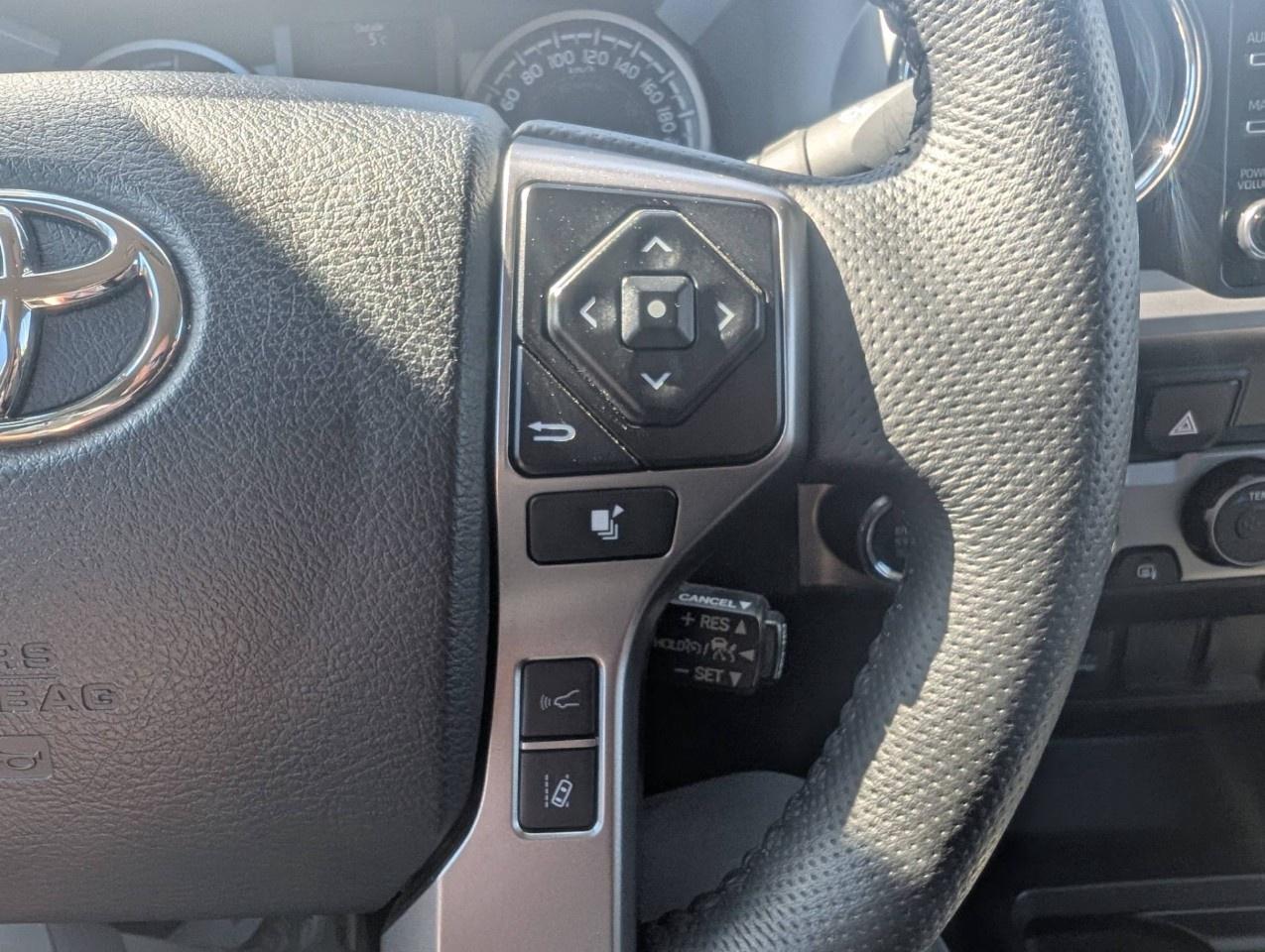 2023 Toyota Tacoma 4x4 Double Cab Auto Photo
