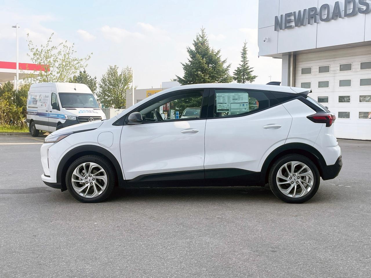 2027 Chevrolet Bolt LT 4dr Photo