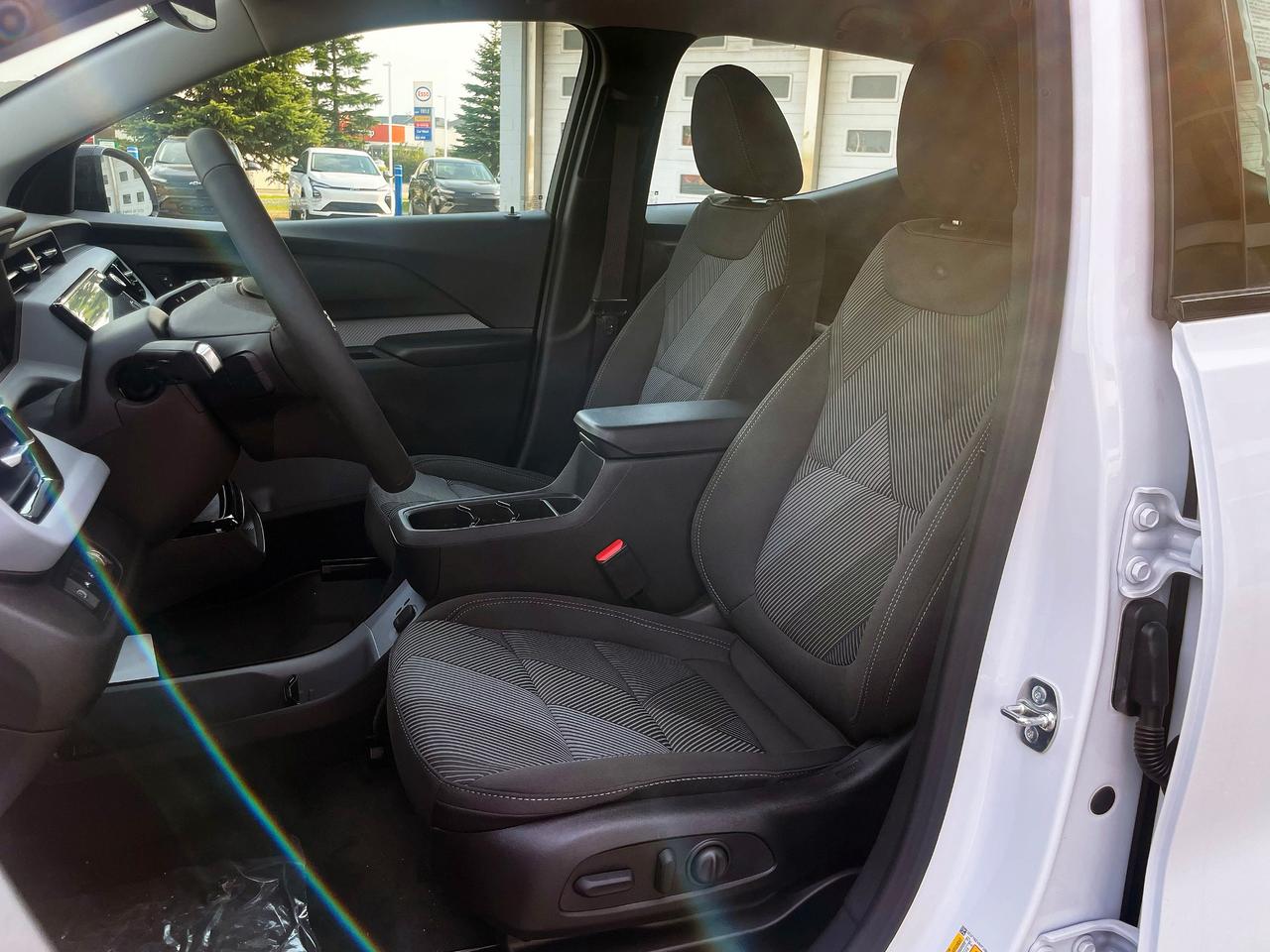 2027 Chevrolet Bolt LT 4dr Photo
