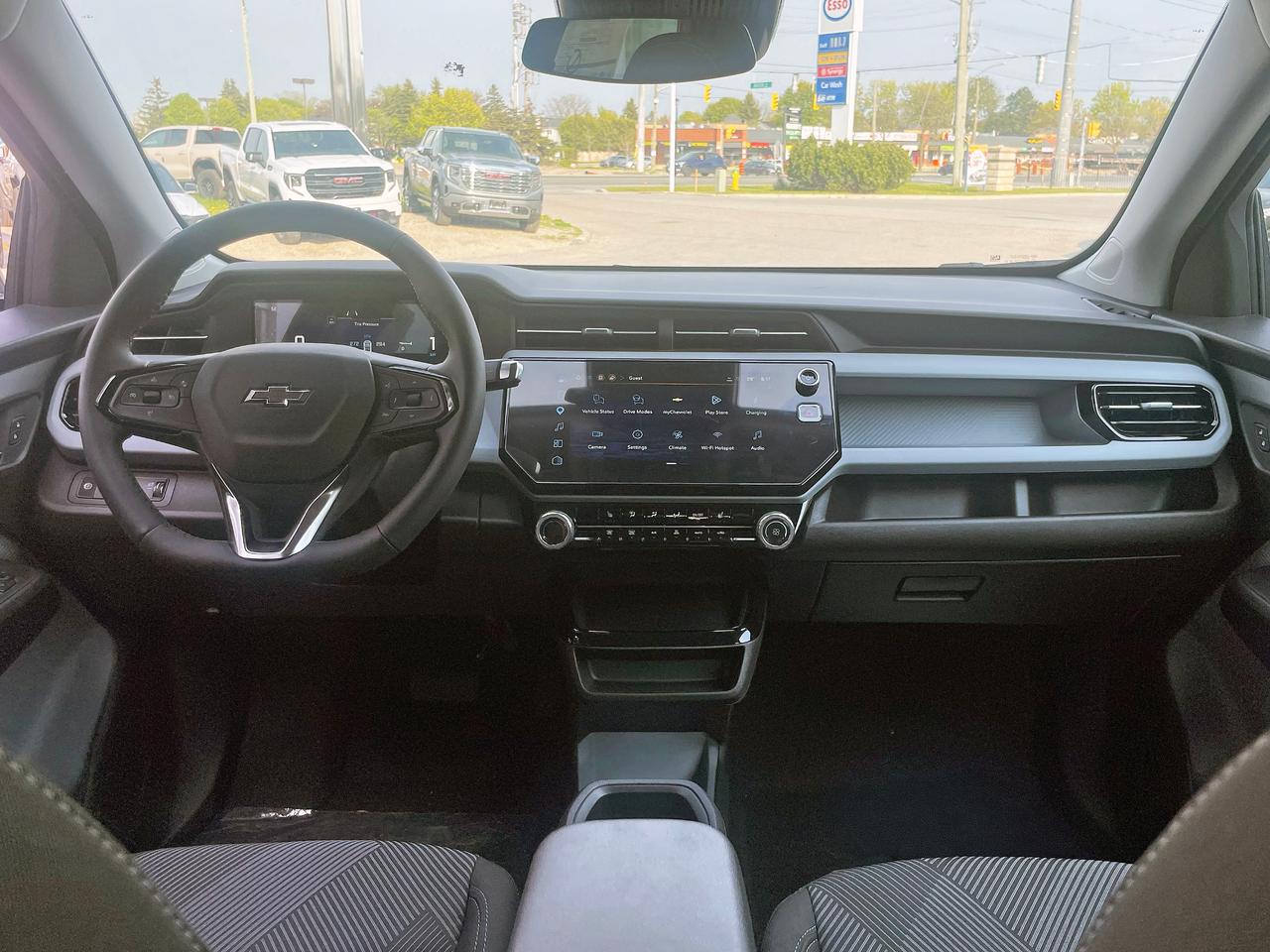 2027 Chevrolet Bolt LT 4dr Photo