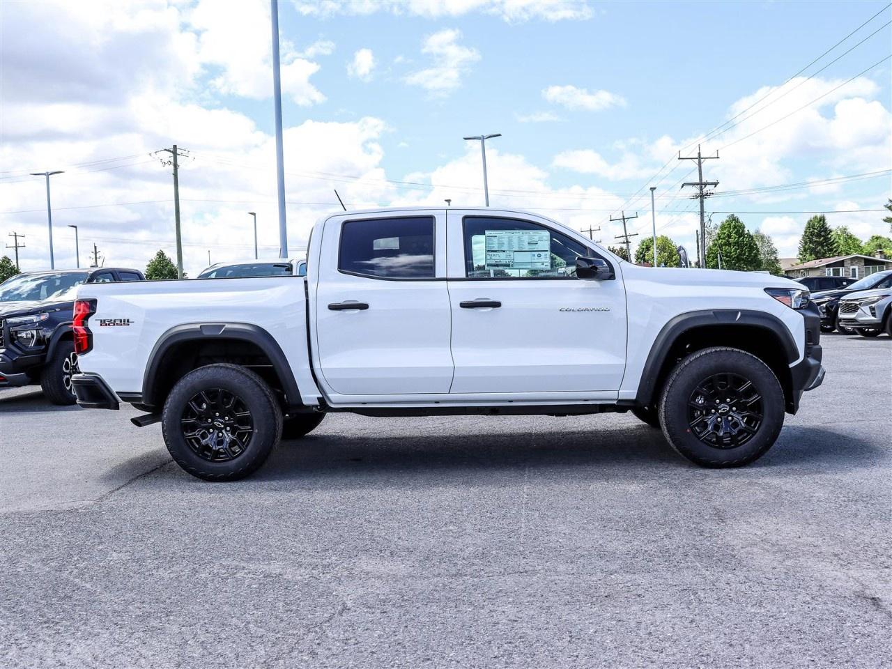 2026 Chevrolet Colorado Crew Cab Short Box 4-Wheel Drive Trail Boss Photo4