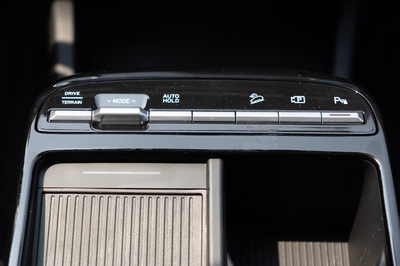 2025 Hyundai Tucson Hybrid Ultimate AWD Photo