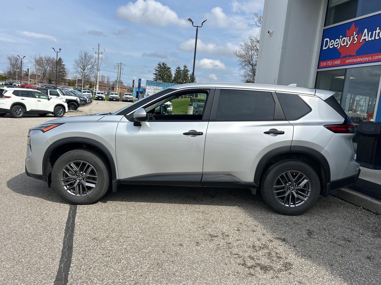2024 Nissan Rogue S   Clean Carfax   One Owner Photo4