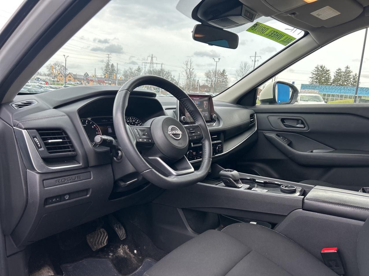 2024 Nissan Rogue S Photo