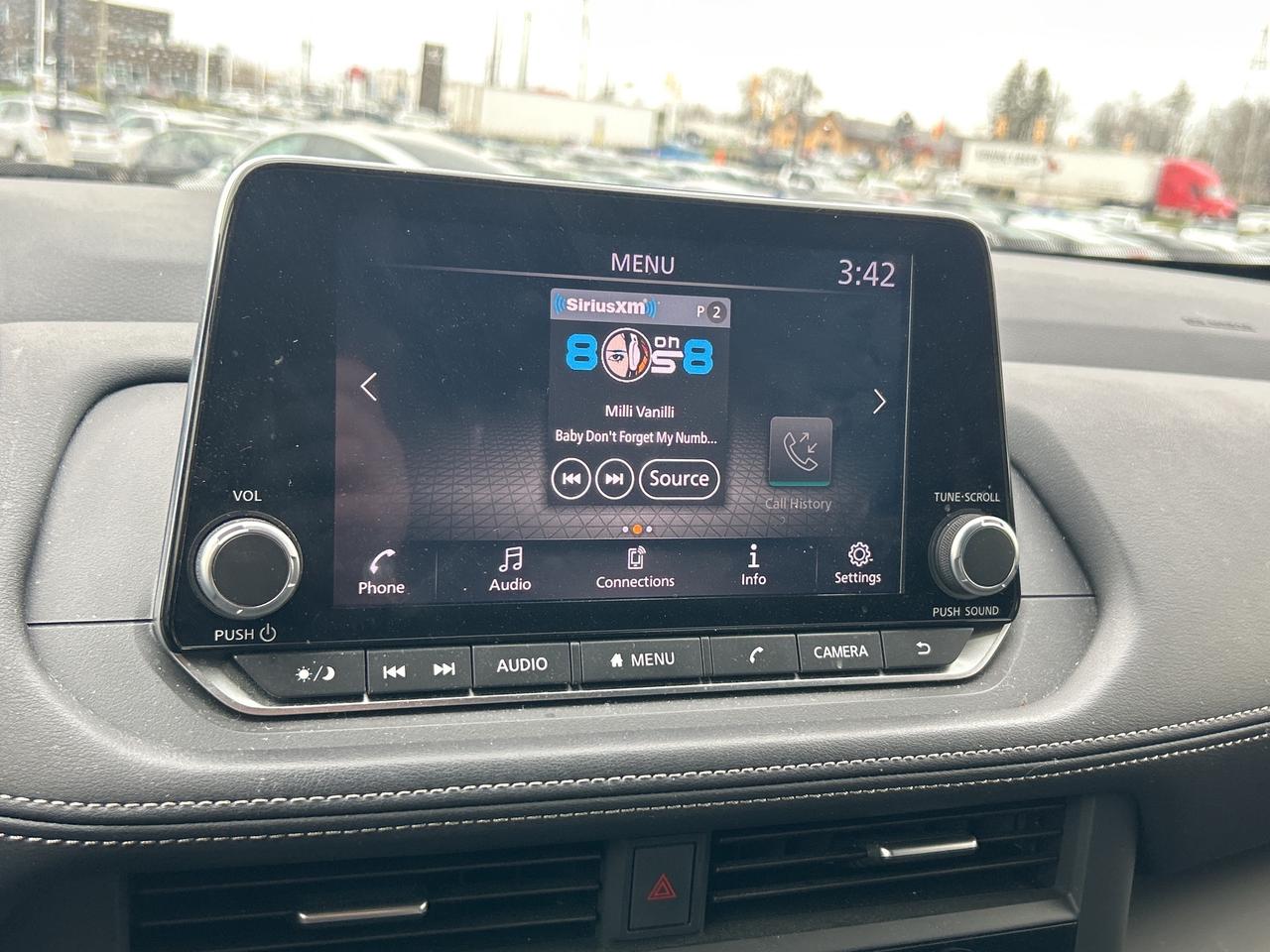 2024 Nissan Rogue S Photo