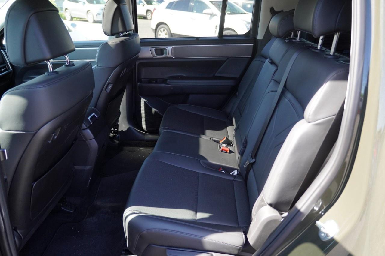 2025 Hyundai Santa Fe XRT AWD Photo