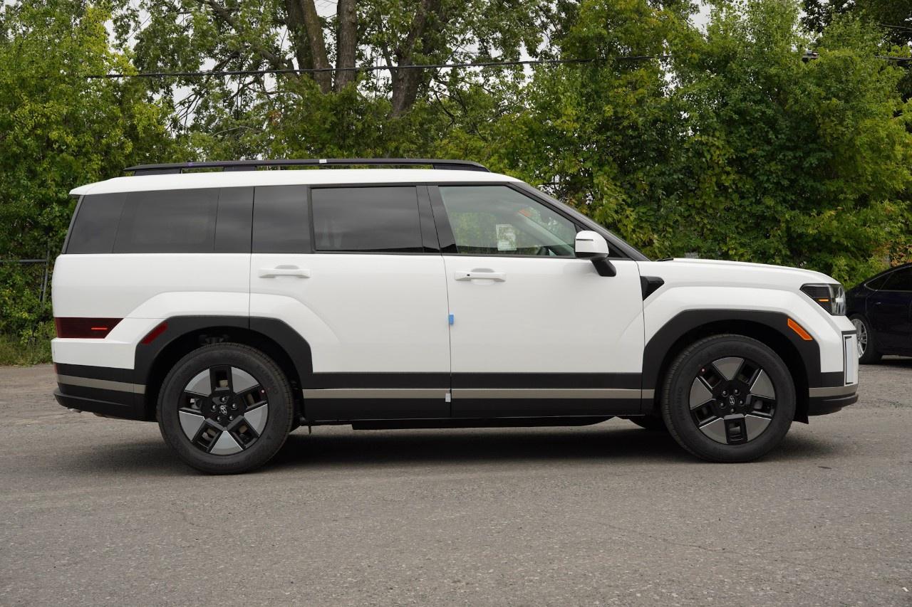 2026 Hyundai Santa Fe Hybrid Preferred AWD Photo