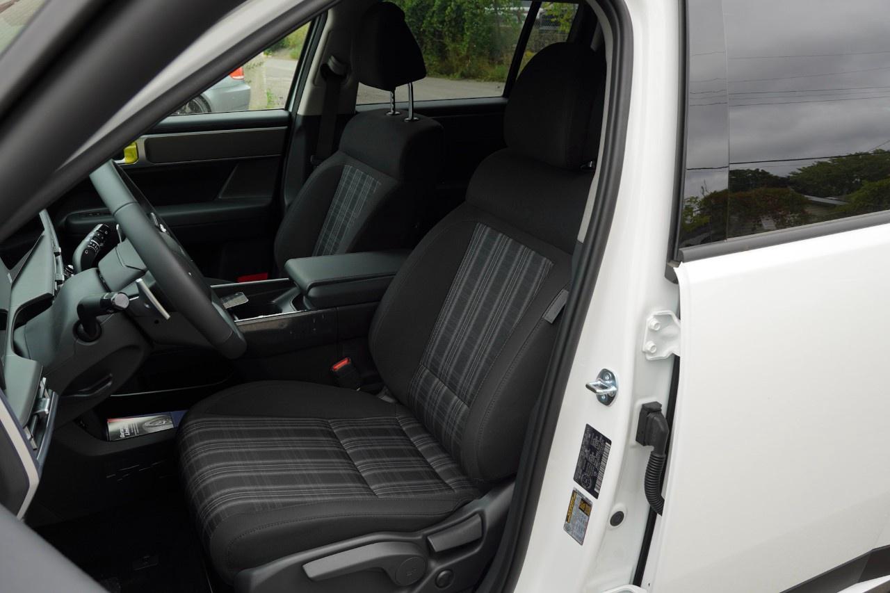 2026 Hyundai Santa Fe Hybrid Preferred AWD Photo