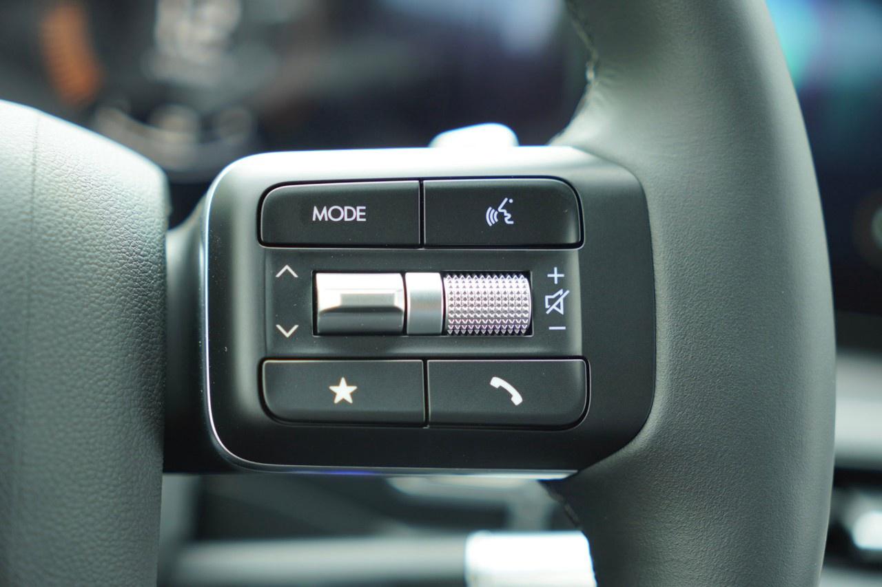 2026 Hyundai Santa Fe Hybrid Preferred AWD Photo