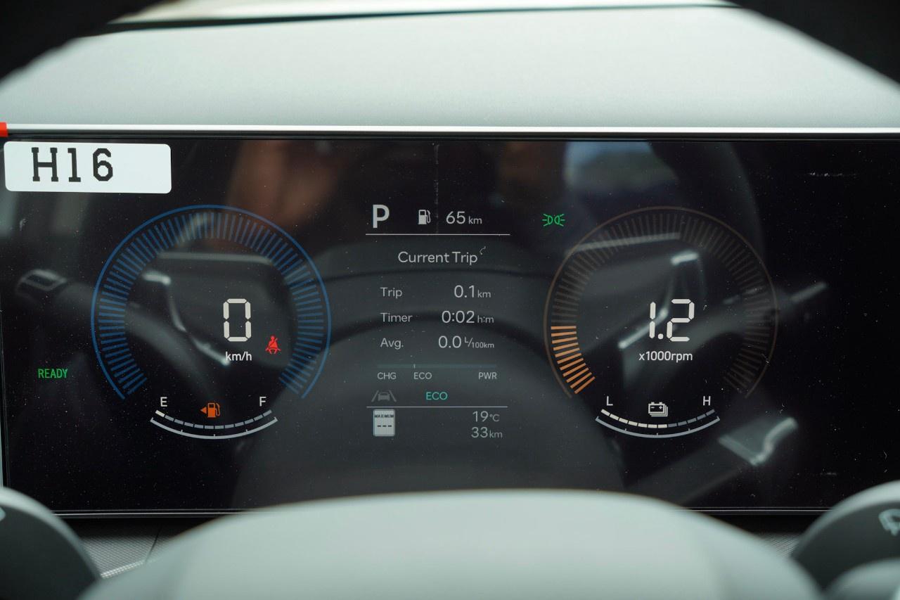 2026 Hyundai Santa Fe Hybrid Preferred AWD Photo