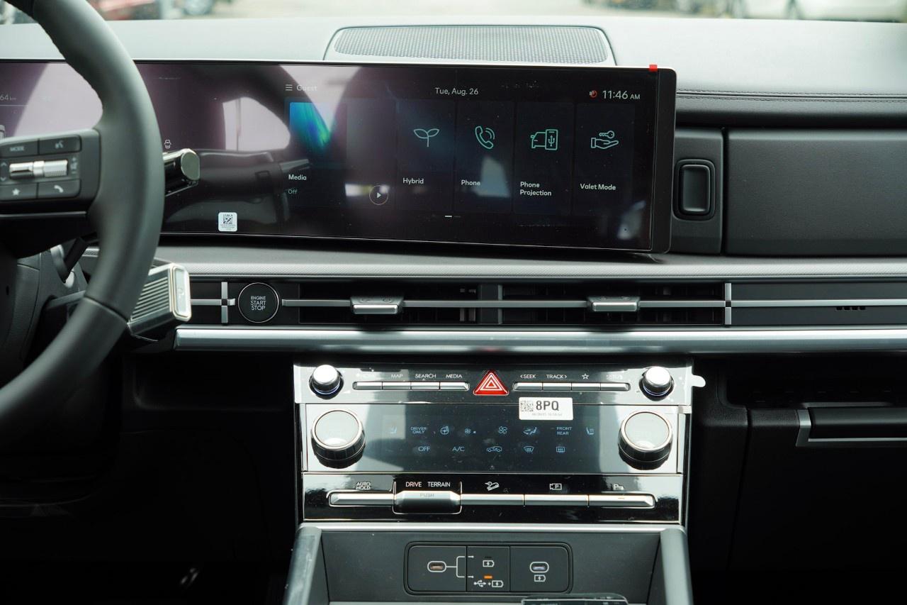 2026 Hyundai Santa Fe Hybrid Preferred AWD Photo