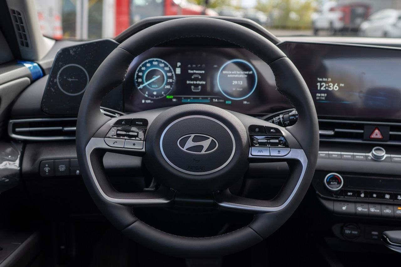 2026 Hyundai Elantra Hybrid Luxury Sedan Photo