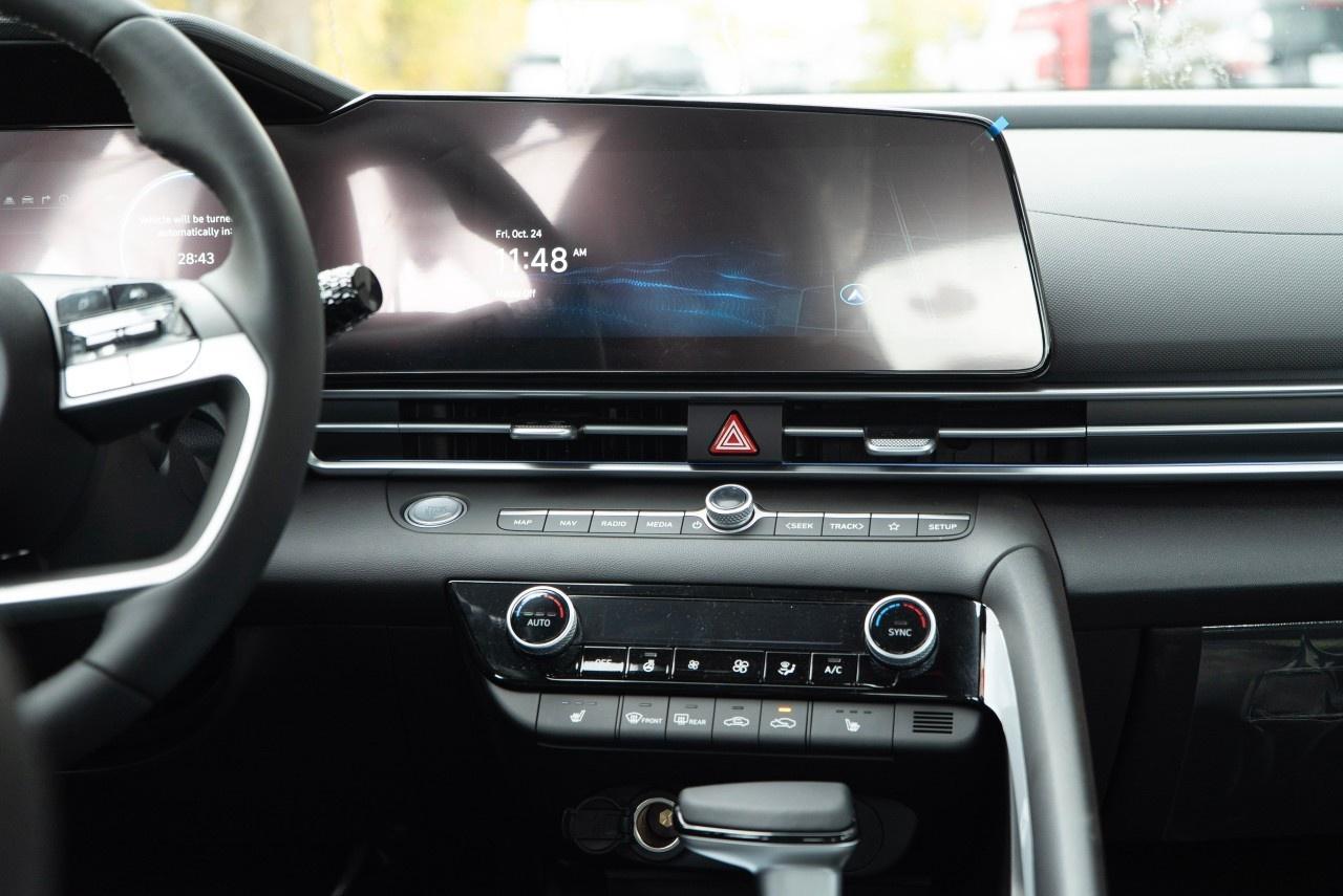 2026 Hyundai Elantra Hybrid Luxury Sedan Photo