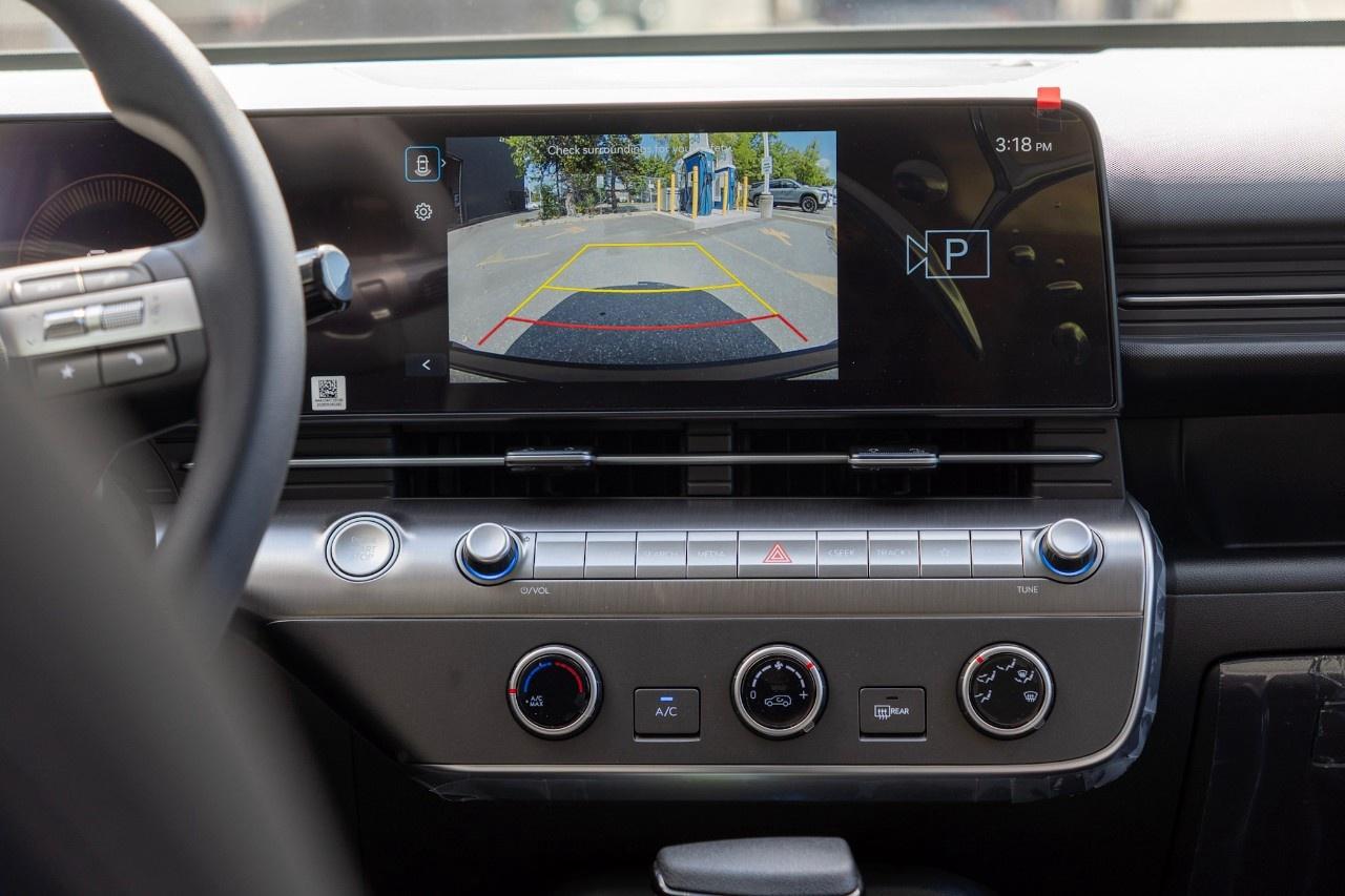 2026 Hyundai KONA 2.0L Essential AWD Photo