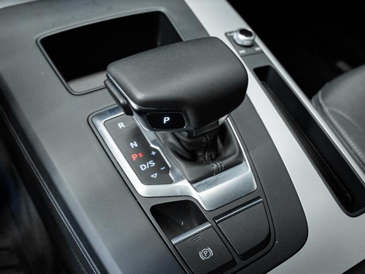2023 Audi Q5 45 Komfort 4dr All-Wheel Drive quattro Sport Utility Photo