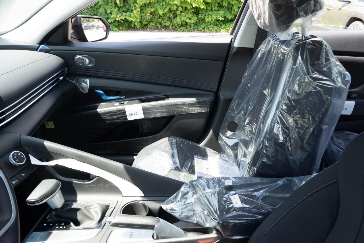 2026 Hyundai Elantra Preferred IVT Photo