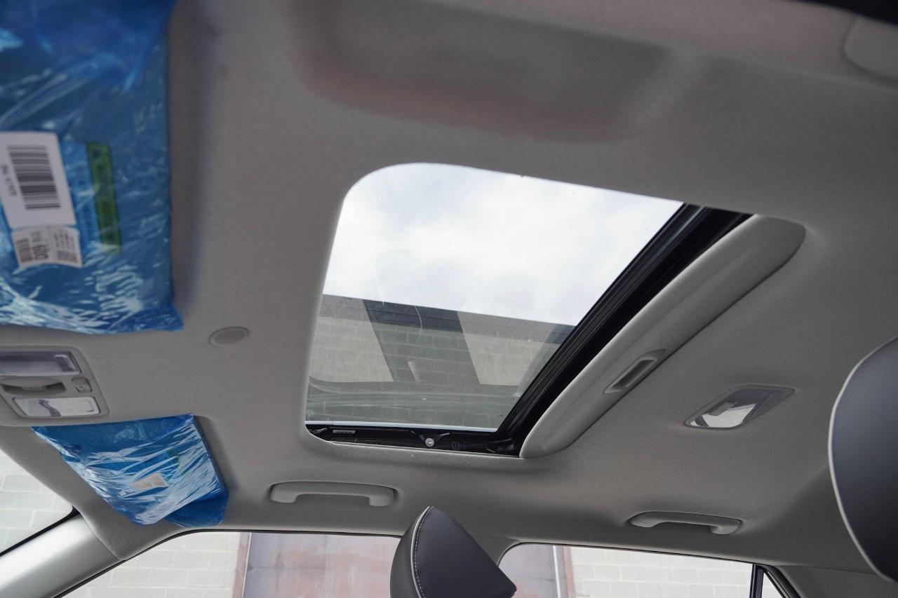 2026 Hyundai Venue Ultimate IVT w/Black Interior Photo