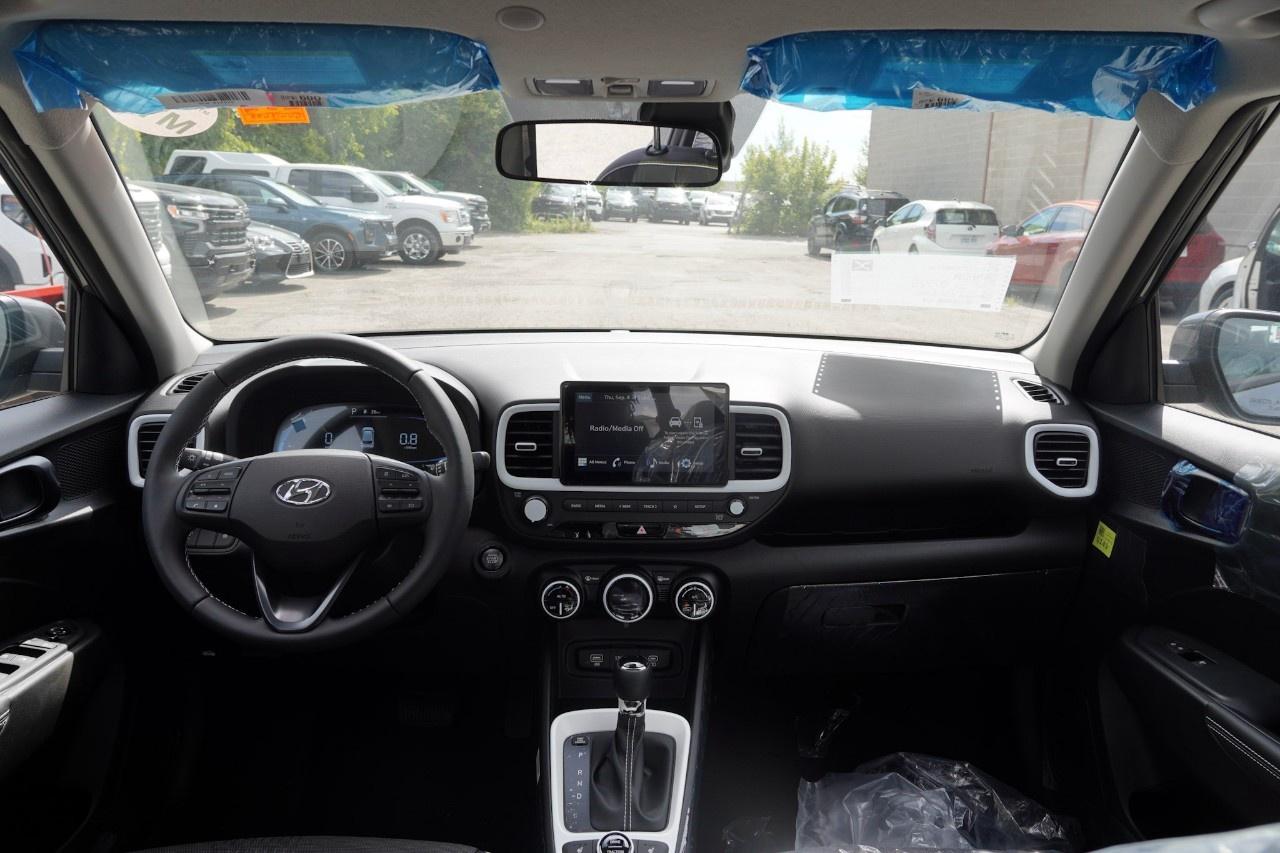 2026 Hyundai Venue Ultimate IVT w/Black Interior Photo