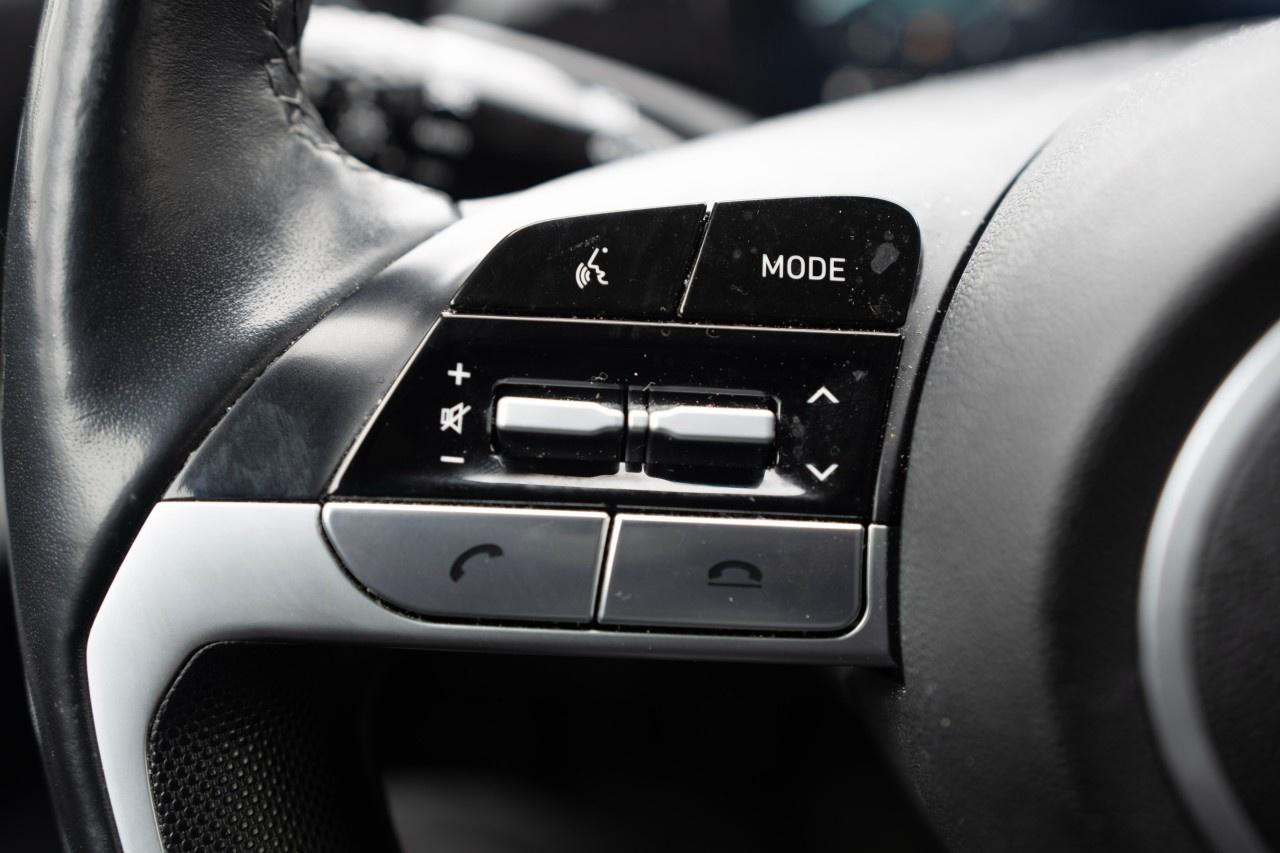 2023 Hyundai Elantra Preferred IVT w/Tech Pkg Photo
