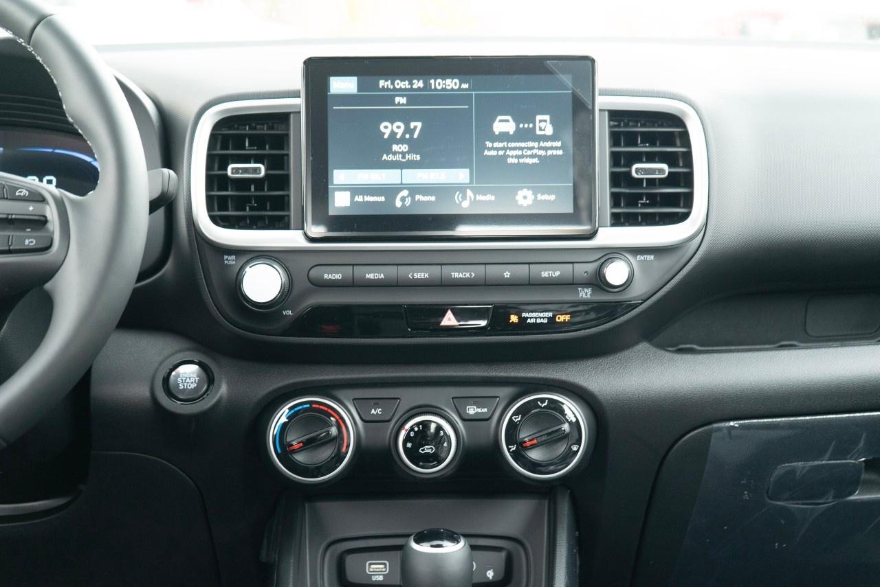 2026 Hyundai Venue Preferred IVT Photo