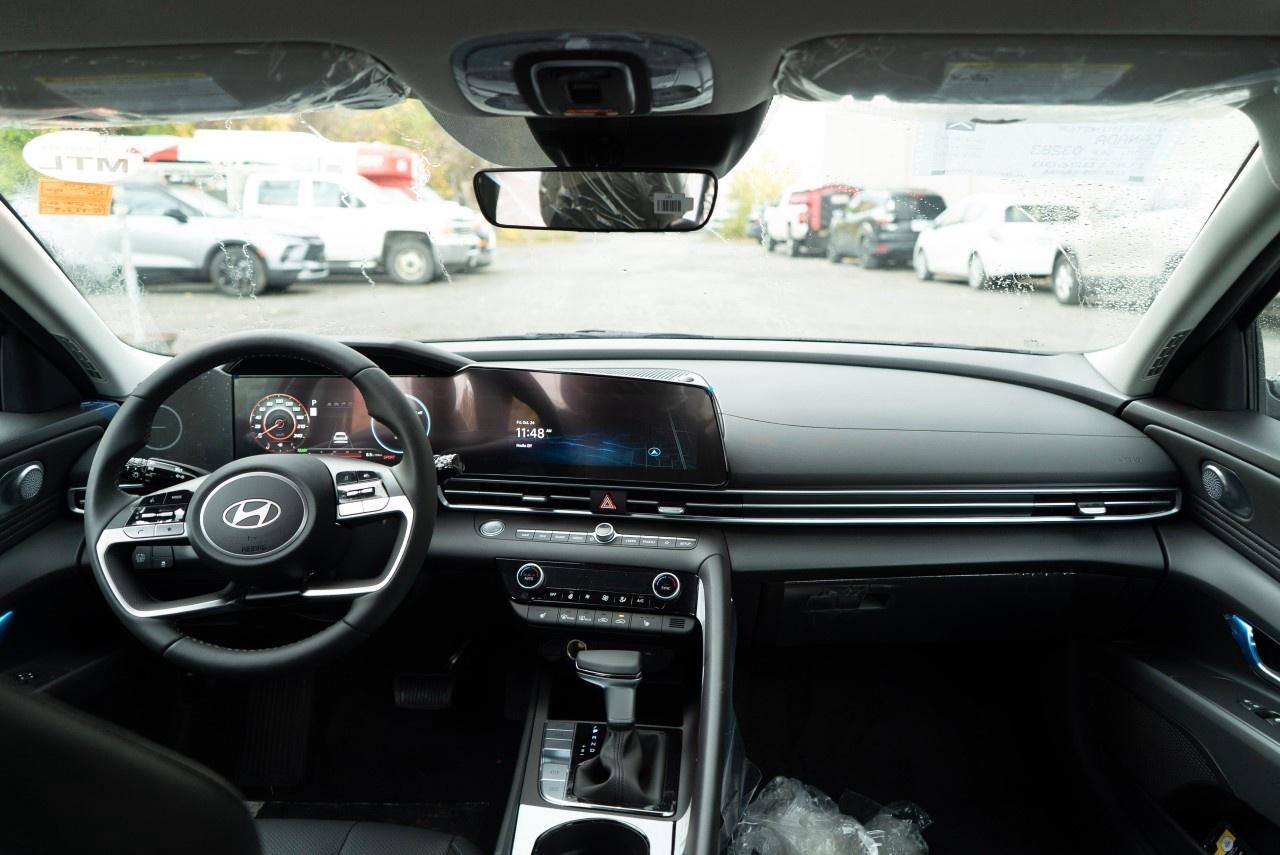 2026 Hyundai Elantra Hybrid Luxury Sedan Photo