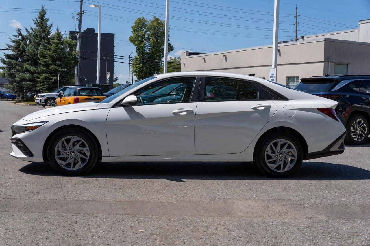 2026 Hyundai Elantra Preferred IVT Photo