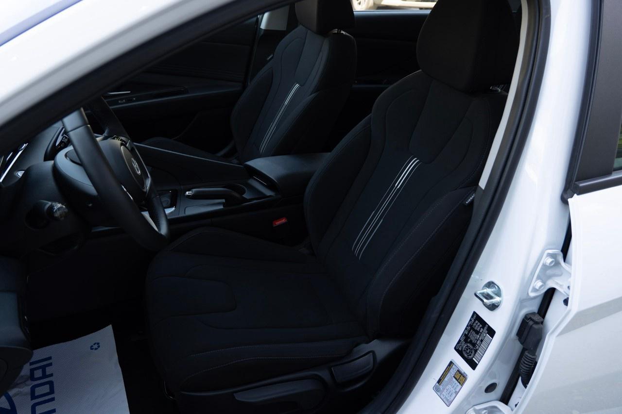 2026 Hyundai Elantra Preferred IVT Photo