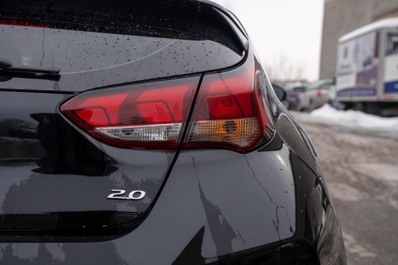 2019 Hyundai Veloster 2.0 GL Manual Photo