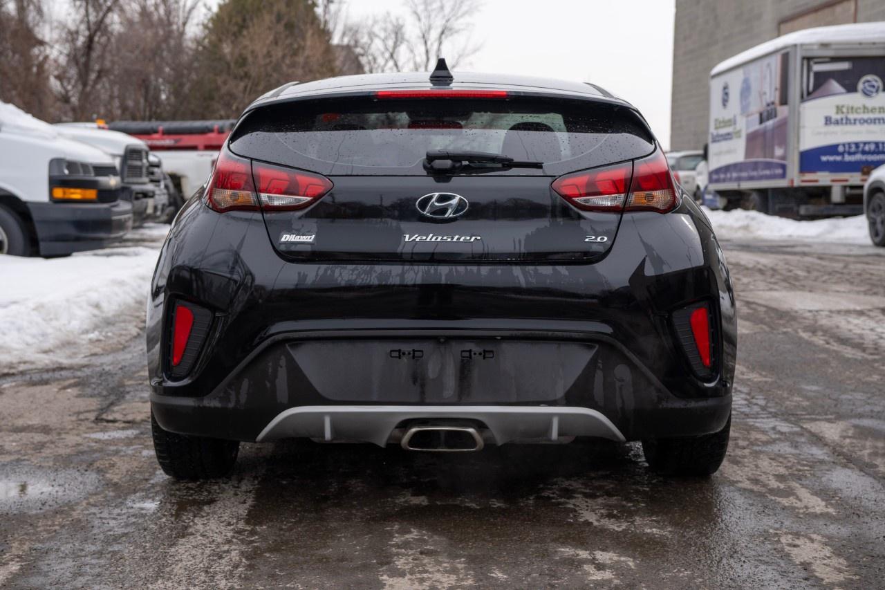 2019 Hyundai Veloster 2.0 GL Manual Photo